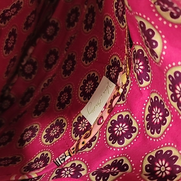 Vera Bradley Medium Size Quilted Bag - Picture 8 of 9